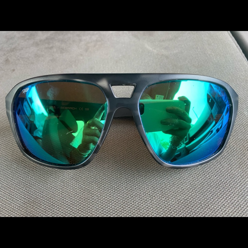 Brand new costas!!